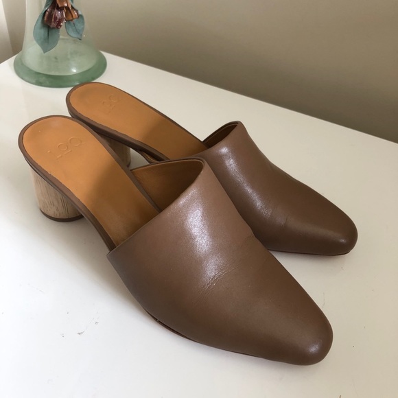 LoQ Tan Leather Mules Sz 6 37 Cylinder Heel - Picture 8 of 9